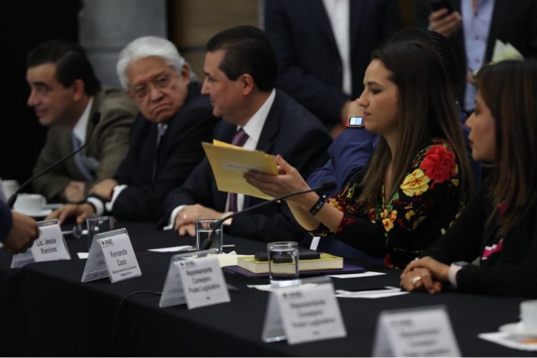 Sorteo del orden de participación de la candidata y los candidatos así como el orden de participación de quienes fungirán como moderadores en el Primer Debate Presidencial.