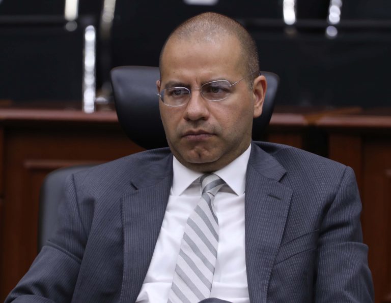 Roberto Ruíz Saldaña, Consejero Electoral.