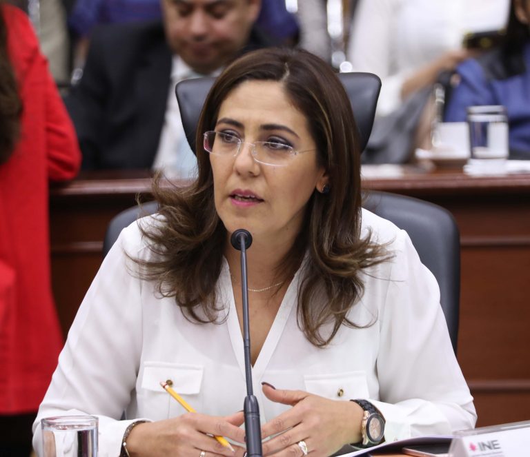 Consejera Electoral  Claudia Zavala Pérez