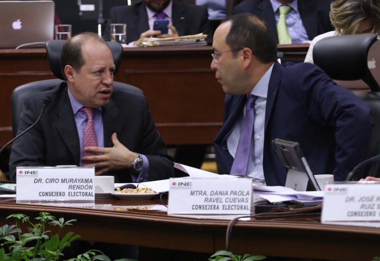 Consejeros Electorales Marco Antonio Baños y Ciro Murayama