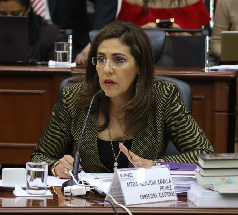 Claudia Zavala Pérez, Consejera Electoral.
