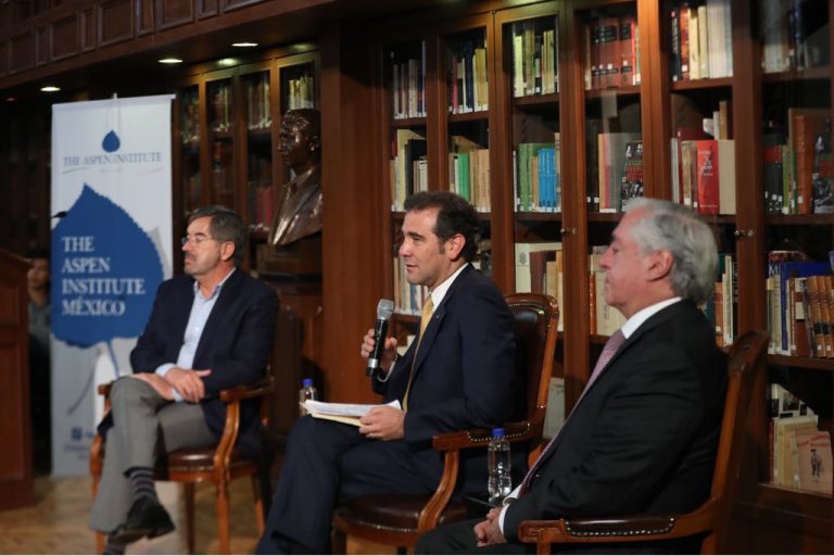 Foro de análisis y discusión "Ciberseguridad en las elecciones".