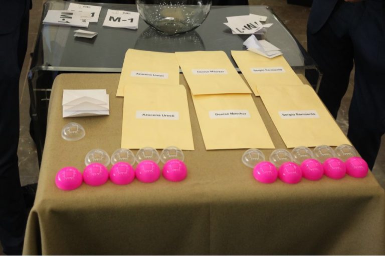 Sorteo del orden de participación de la candidata y los candidatos así como el orden de participación de quienes fungirán como moderadores en el Primer Debate Presidencial.