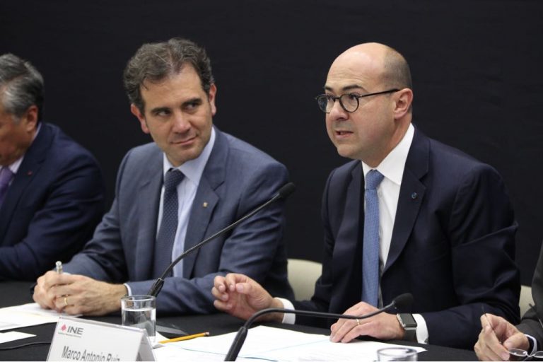 Lorenzo Córdova Vianello,INE y Marco Antonio Ruiz Colegio de Notarios.