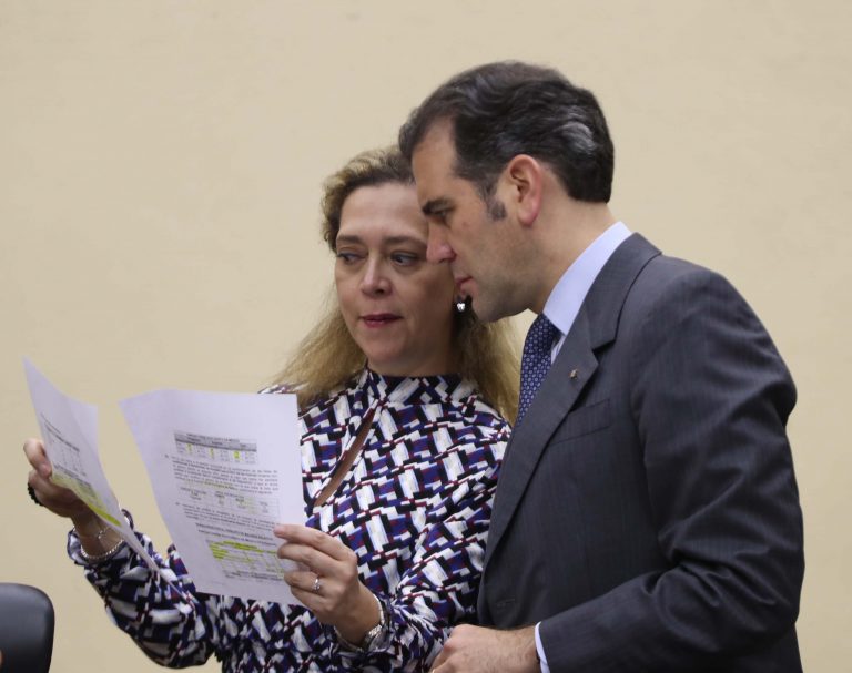 Adriana Favela Herrera Consejera Electoral y   Lorenzo Córdova Vianello, Consejero Presidente.