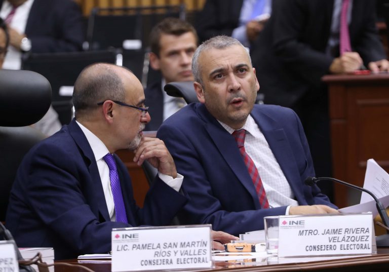 Consejeros Electorales Jaime Rivera y Benito Nacif