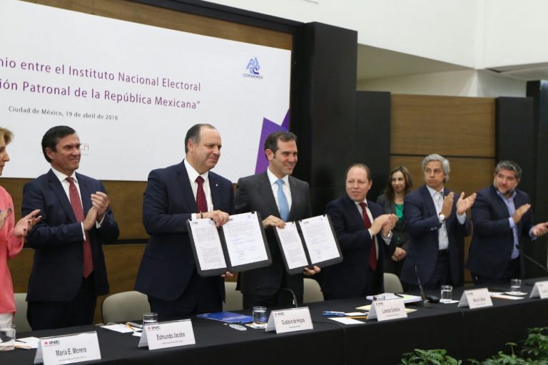 Firma de Convenio de colaboración INE-COPARMEX.