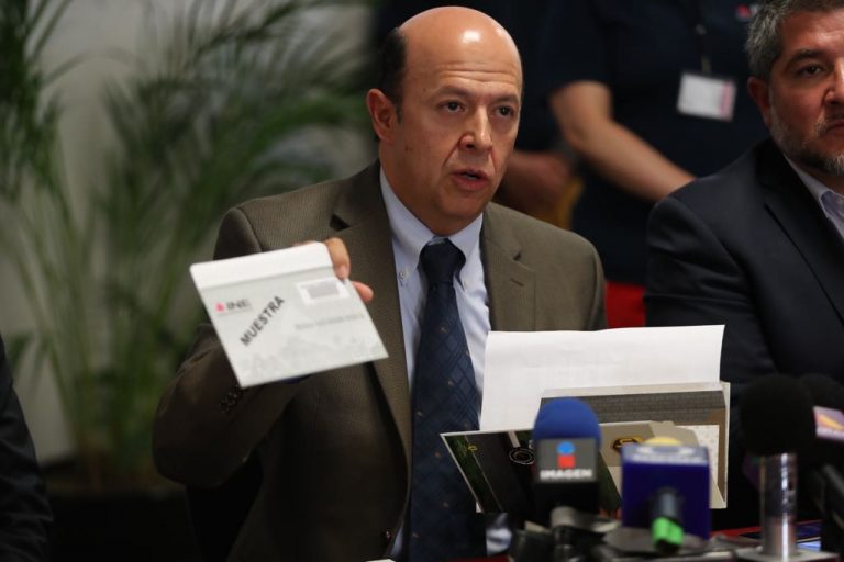 Enrique Andrade, Consejero Electoral y Presidente de la comisión Temporal del Voto de los Mexicanos Residentes en el Extranjero.