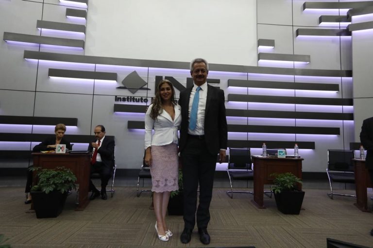 Eduardo Achach y Deny Viniegra de Nueva Alianza (NA).