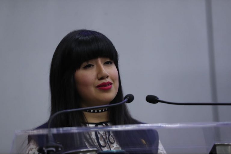 Ana Laura Flores, Estudiante de Administración Pública de la UNAM.