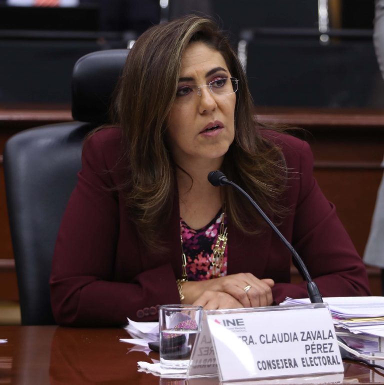 Claudia Zavala Pérez, Consejera Electoral.