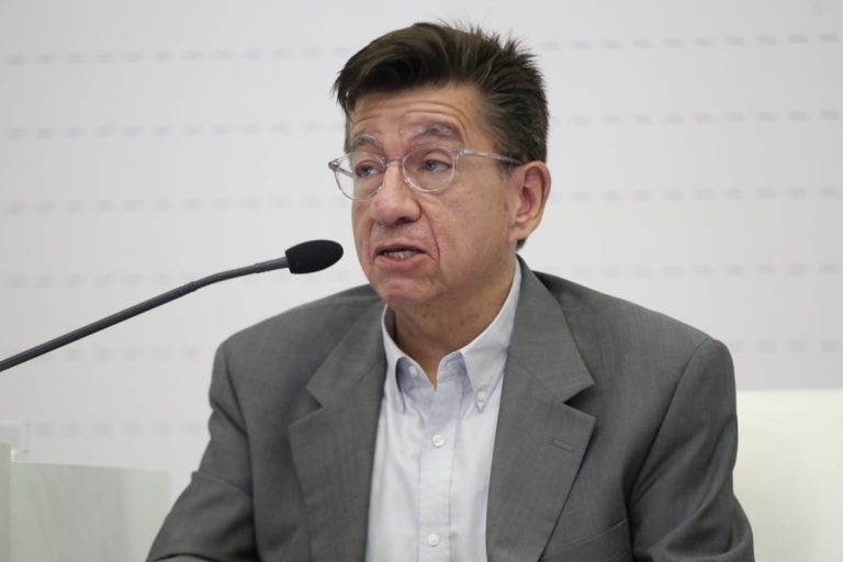 Alejandro Garnica, AMAI.