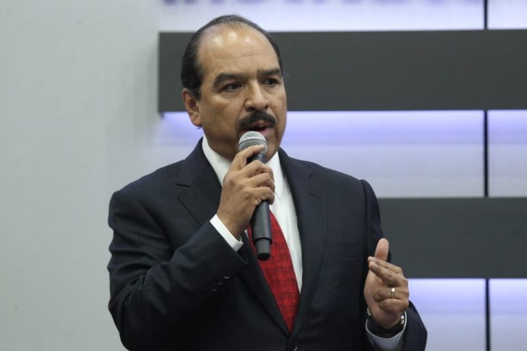 José Encarnación Alfaro del PRI.