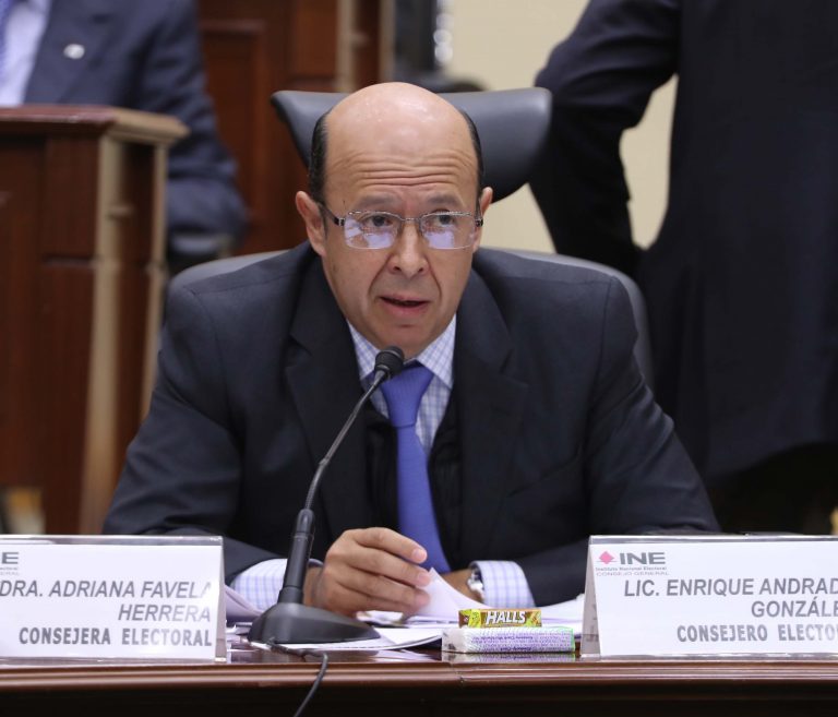 Enrique Andrade González.