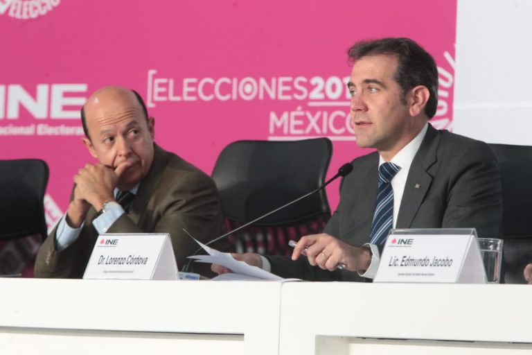 Enrique Andrade González Consejero Electoral y   Lorenzo Córdova Vianello, Consejero Presidente del INE.