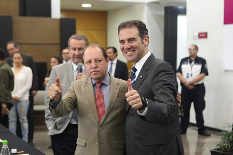 Aspectos presentación de materiales electorales.