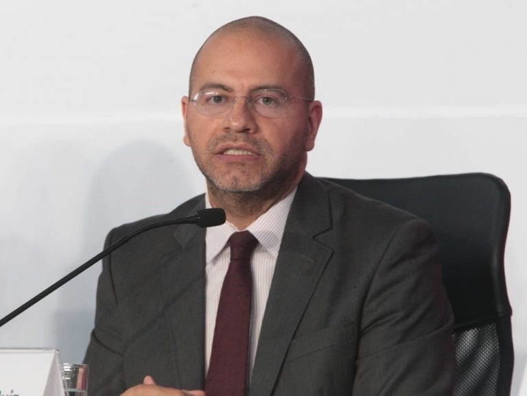 Roberto Ruíz Saldaña, Consejero Electoral.