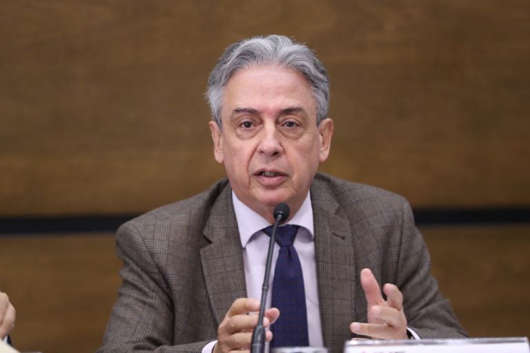 Fernando Castañeda Rodríguez, Presidente del Comité Académico de Voto Informado.