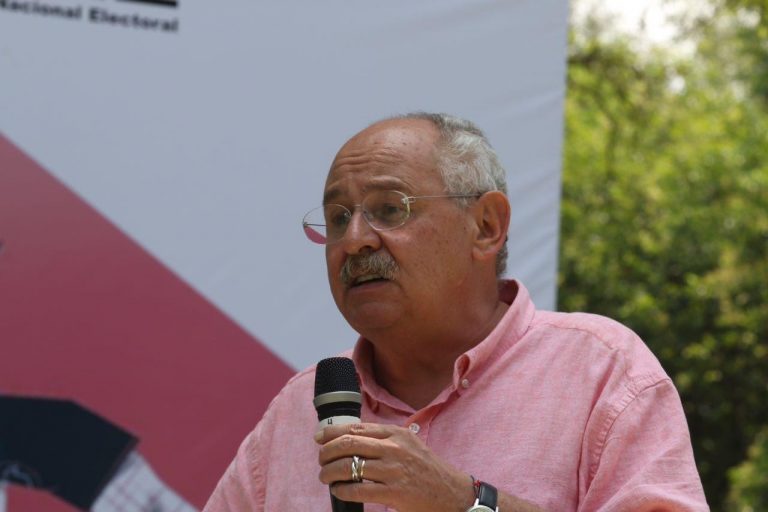 Benito Taibo  Escritor