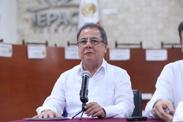 Fernando Balmes Pérez, Vocal Ejecutivo de la Junta Local deYucatán.