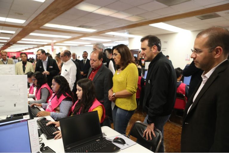 Centro de Captura y Verificación. (CAT Centro de Acopio y Transmisión de Datos)