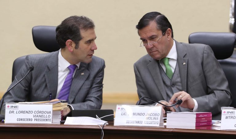 Lorenzo Córdova Vianello Consejero Presidente del INE y Edmundo Jacobo Molina 
Secretario Ejecutivo.