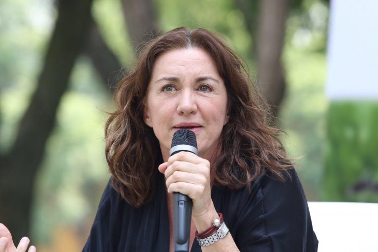 Rosa Beltran Escritora