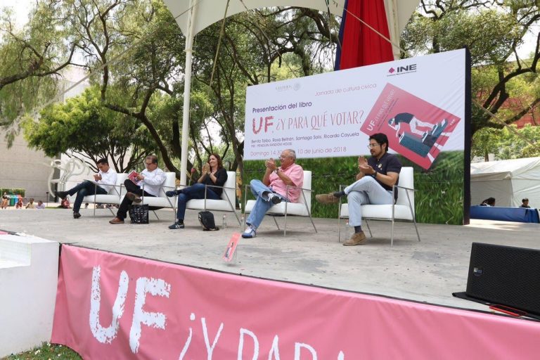 Participación de publico en el Pic Nic Literareo