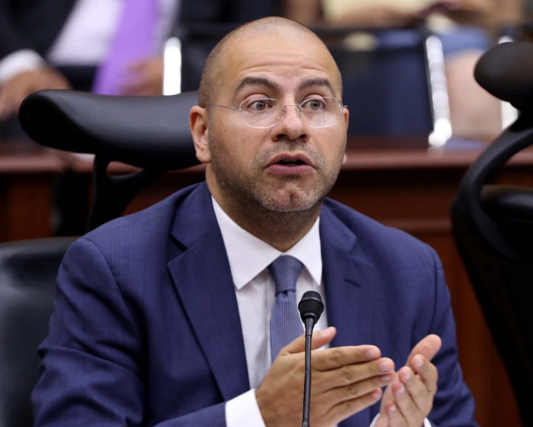 Consejero Electoral José Roberto Ruiz Saldaña