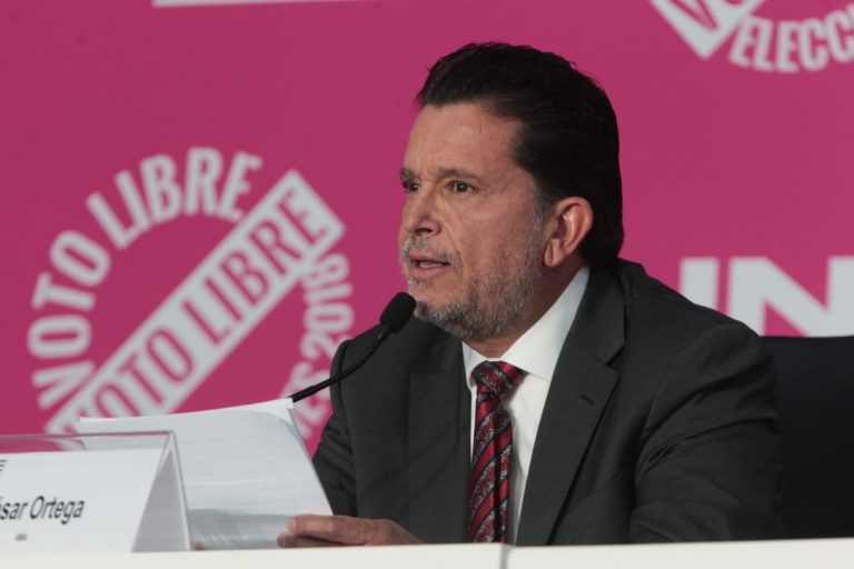 César Ortega de la Roquette, AMAI.