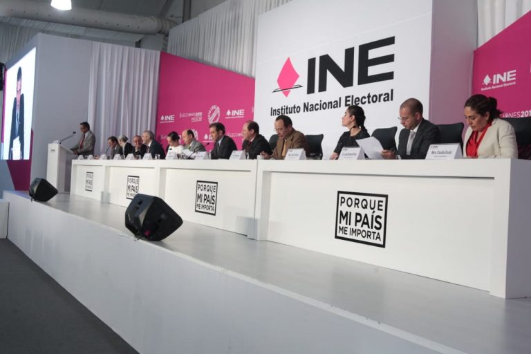 Conferencia de prensa de las Consejeras y Consejeros Electorales del INE.