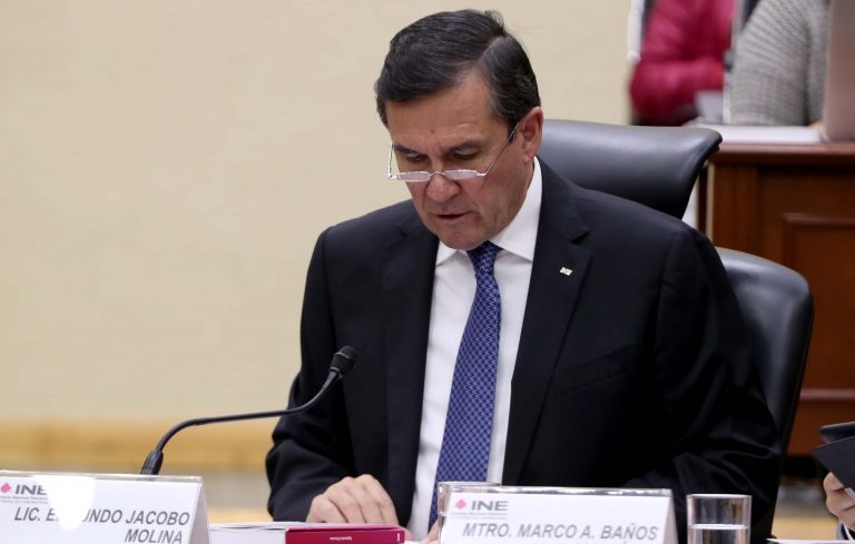 Secretario Ejecutivo Edmundo Jacobo Molina