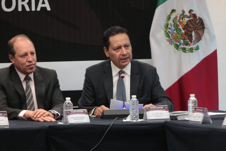 Marco  Antonio Baños Martínez, Consejero Electoral y Arturo Garita Alonso Senador.