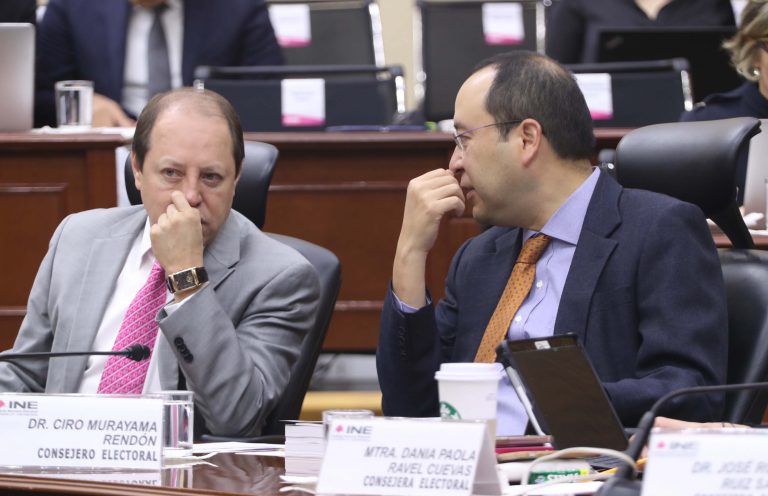 Consejeros Electorales Marco Antpnio Baños y Ciro Murayama.