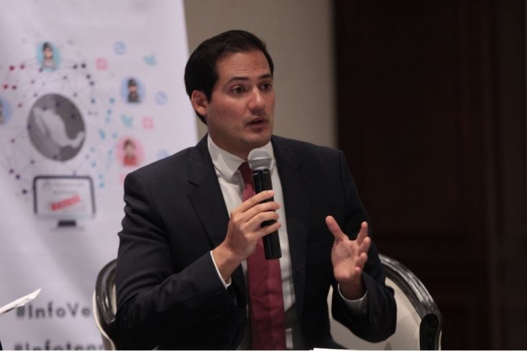 Hugo Rodríguez, Twitter.