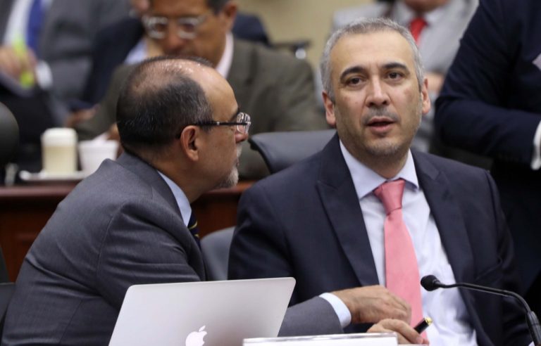 Jaime Rivera Velázquez y Benito Nacif Hernández Consejeros Electorales.