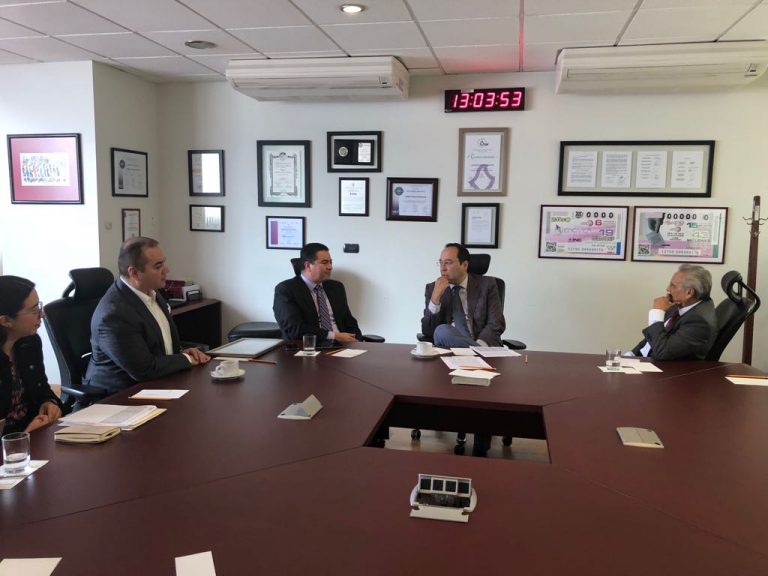 Consejero Ciro Murayama Rendón, Presidente de la Comisión de Fiscalización del INE recibió un reconocimiento por parte de la Red Nacional de Consejos y Organismos Estatales de Ciencia y Tecnología, Asociación Civil (REDNACECYT)