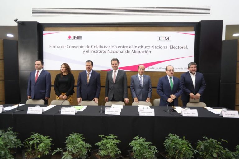 Firma de Convenio de Colaboración entre el Instituto Nacional Electoral y el Instituto Nacional Electoral.