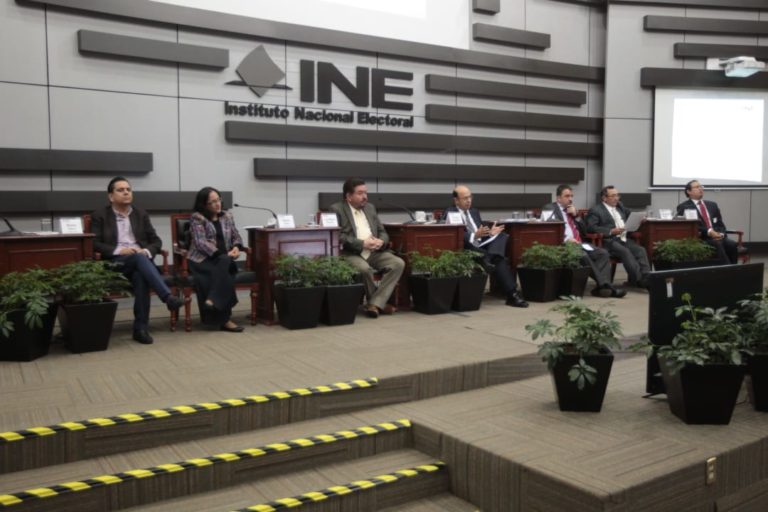 Presentación de resultados del Voto de las y los Mexicanos Residentes en el Extranjero.
Proceso Electoral Federal y Locales, 2017 - 2018.