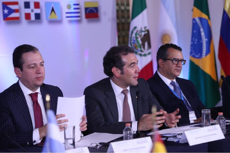 Clausura de la XVI Conferencia de la Unión Interamericana de Organismos Electorales (UNIORE).