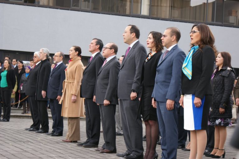 Ceremonia de Honores a la Bandera