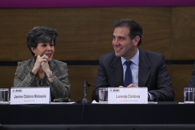 Lorenzo Córdova Vianello, Consejero Presidente del INE y Janine Otálora Malassis, Magistrada Presidenta del TEPJF.