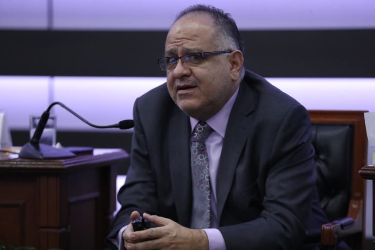 Ernesto Piedras  Director de The CIU