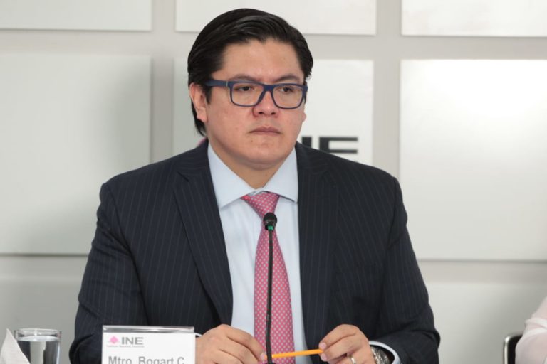 Bogart Cristóbal Montiel Reyna, Director Ejecutivo de Administración y Secretario Técnico de la Comisión Temporal de Presupuesto 2019.
