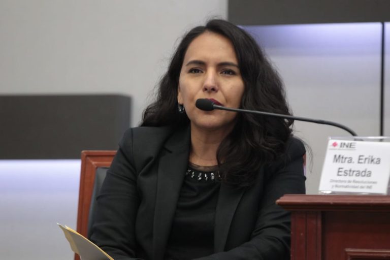 Erika Estrada Ruiz Directora de Resoluciones y Normatividad de la Unidad Técnica de Fiscalización del INE.