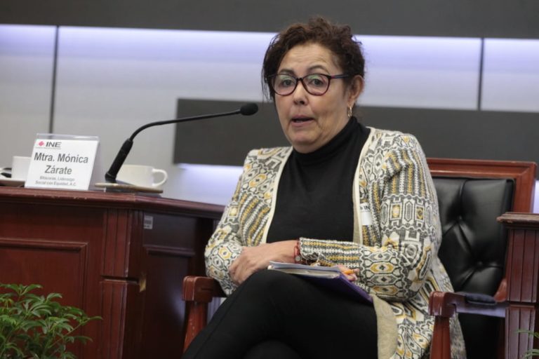 Mónica Zarate Martínez  Directora de Bitácoras, Liderazgo Social  con Equidad, A.C.