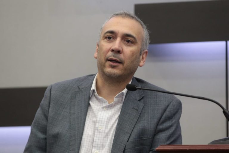 Benito Nacif Hernández  Consejero Electoral y Presidente de la Comisión  de Fiscalización del INE.