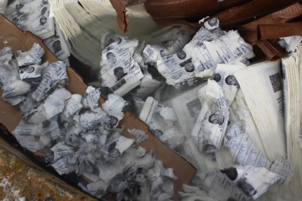 Destruyen en Yucatán más de 2.3 toneladas de listas nominales Central