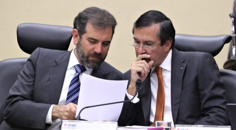 Lorenzo Córdova Vianello Consejero Presidente y Edmundo Jacobo Molina Secretario Ejecutivo.