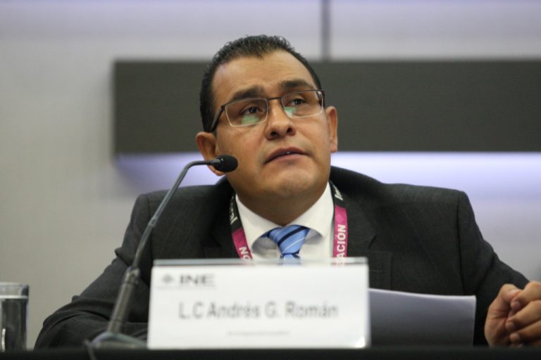 L.C. Andrés G. Roman